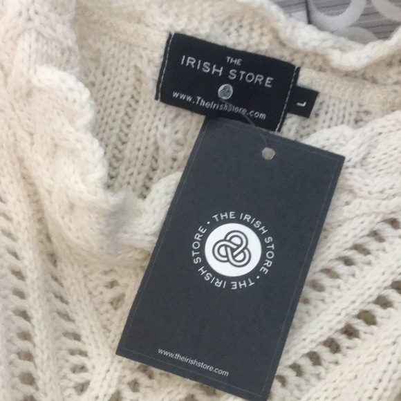 Sold Irish store merino wool pullover detailed collar - Picture 8 of 13